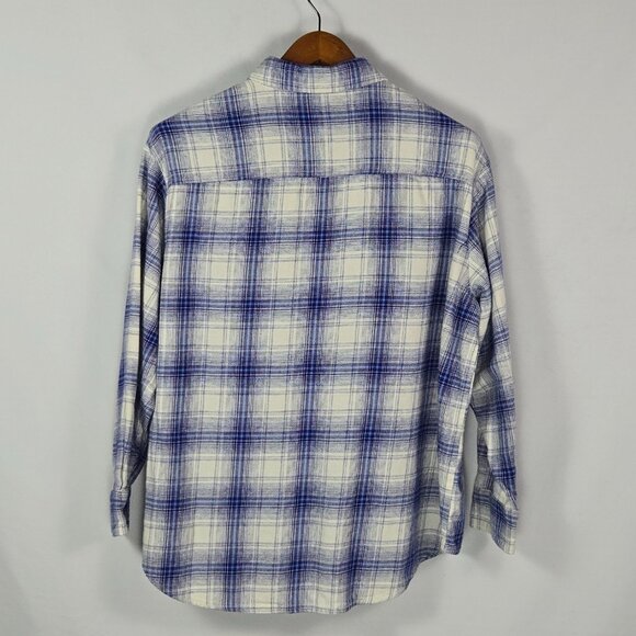 Old Navy Boyfriend Shirt L Blue White Plaid 100%‎ Cotton Flannel Oversized Fit - Picture 2 of 11